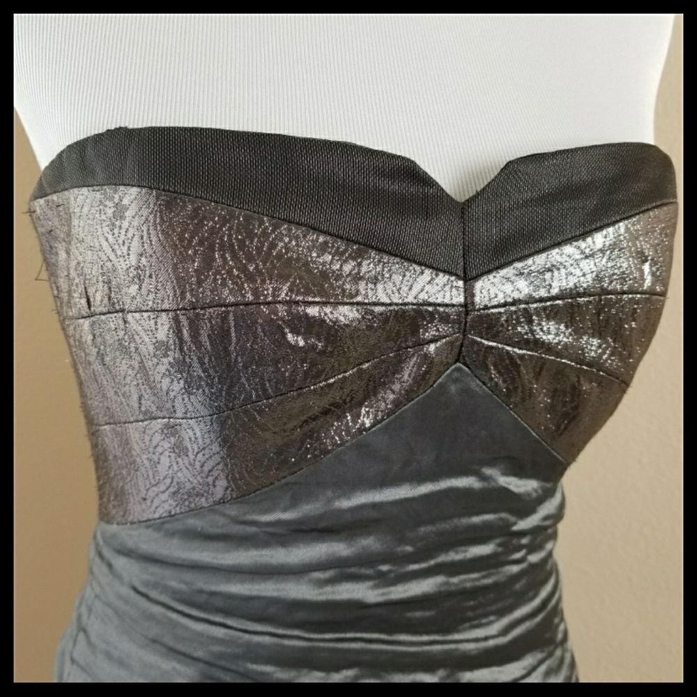 NICOLE MILLER METALLIC RUFFLE HEM STRAPLESS DRESS - Picture 3 of 8